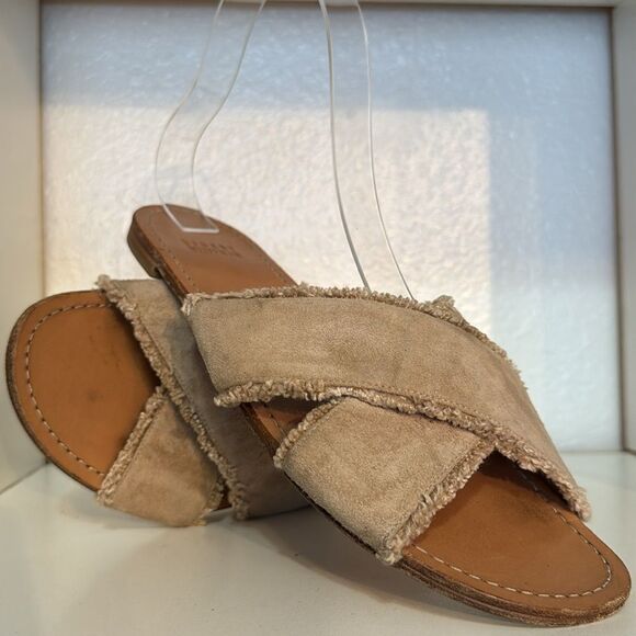 Stuart Weitzman Suede Crossover Slide Sandals Taupe Fringe Trim Minimalist - Picture 5 of 15